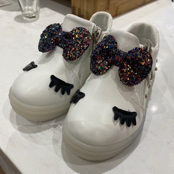 Used LED Booties size 22 - Picture 2 of 7